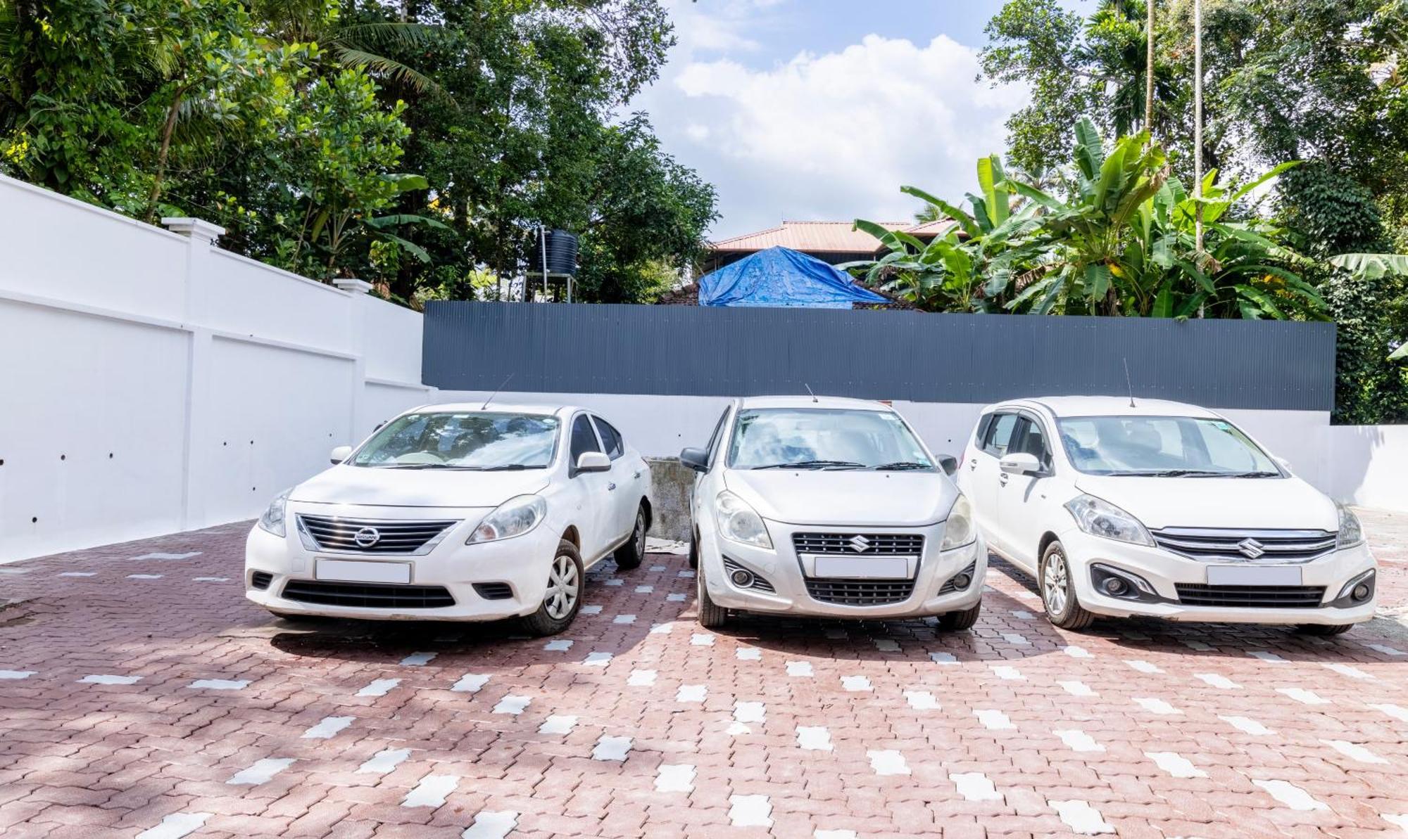 Treebo Premium Cochin Airport, 5 Min From Cochin Airport Hotel Kochi Luaran gambar